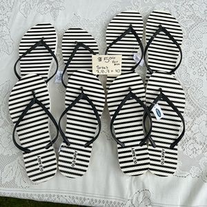 Flip Flops, Set of 4